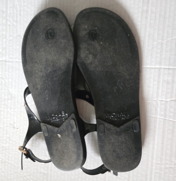 Michael Kors Women’s Jelly Rubber Sandals Size 7 - Picture 4 of 11